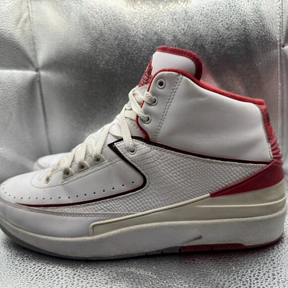 Size 10.5 Nike Air Jordan Retro Chicago Home White Red Mens Sneakers 385475-102 - Picture 3 of 11